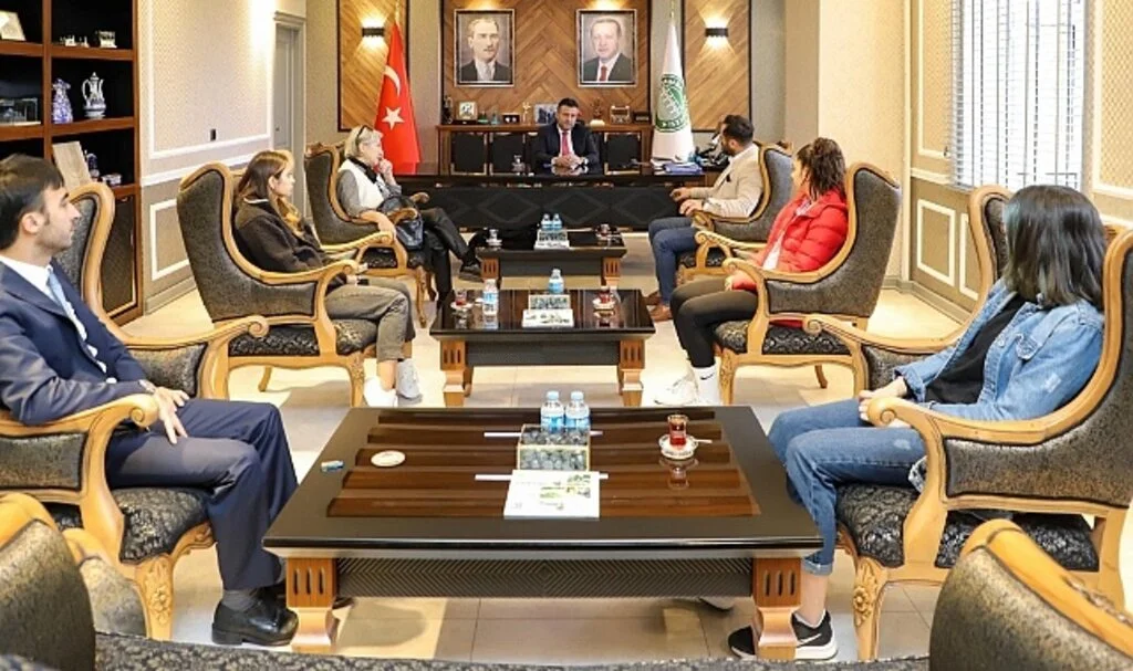 Dünya Şampiyonu Esra Bayrak  Çarşamba Belediyespor'da