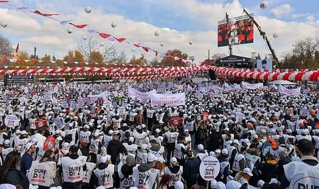 Eczacılar Sorunlarını Haykırdı 