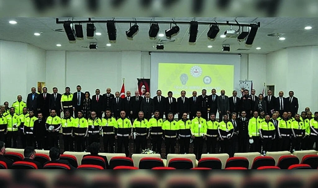 Emniyet Genel Müdürlüğü Trafik Başkanı Yavuz:Trafik Kazalarındaki Can Kayıplarını Yüzde 50 Oranında Önleyen 2 Ülkeden Birisiyiz