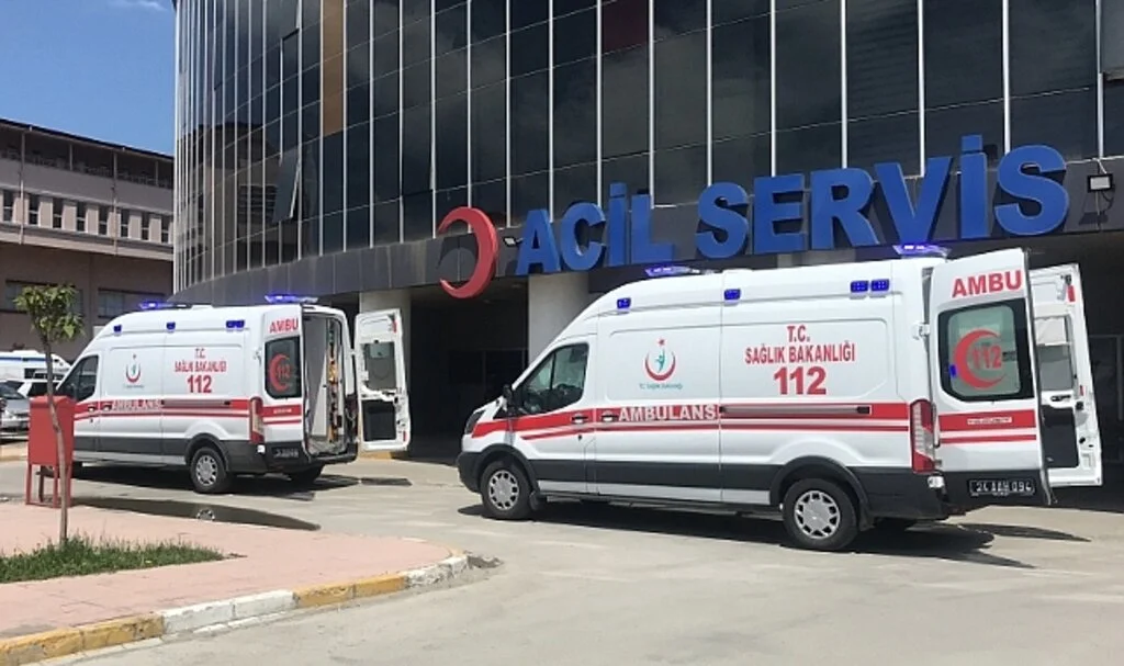 Erzincan’da 27 gün önce inşaattan düşen genç öldü