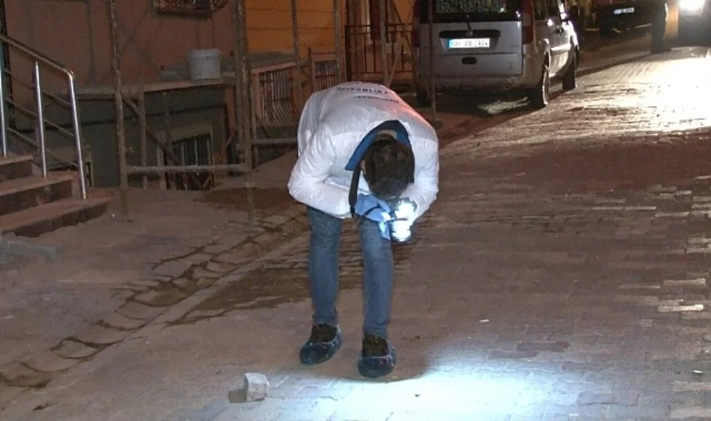 Esenyurt’ta komşular arasında silahlı kavga çıktı: 1 yaralı
