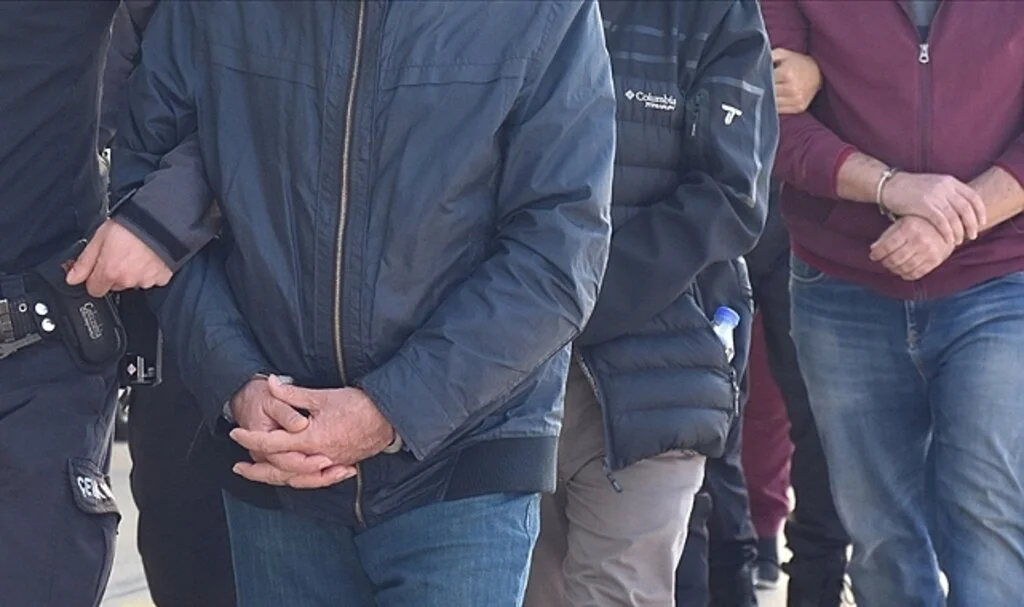 FETÖ'nün Kamudaki Mahrem Yapılanmasına İlişkin 19 Kişi Gözaltına Alındı