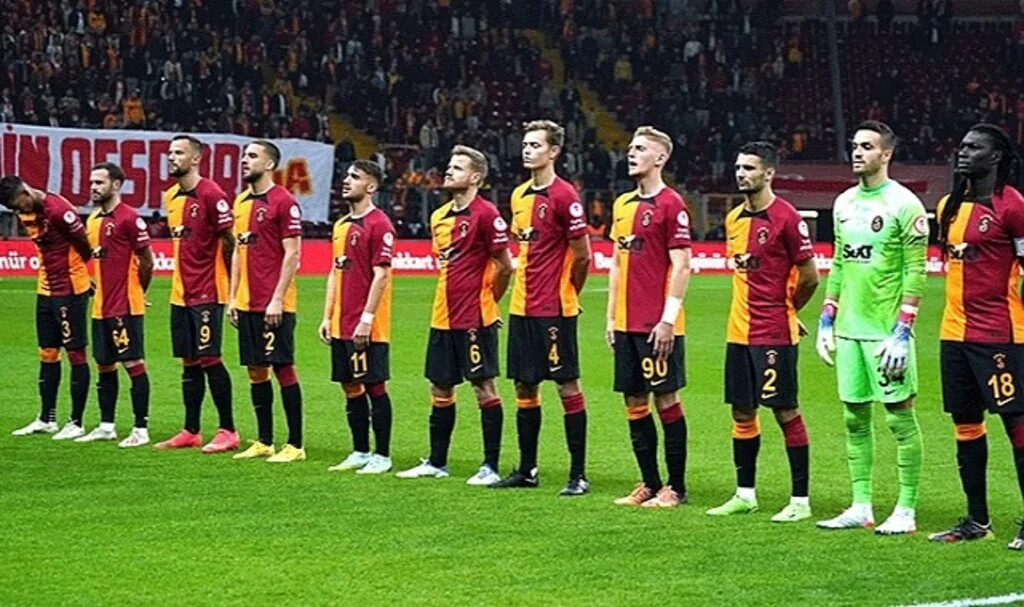 Galatasaray'a Kötü Haber! Genç Futbolcu 2 Ay Yok!