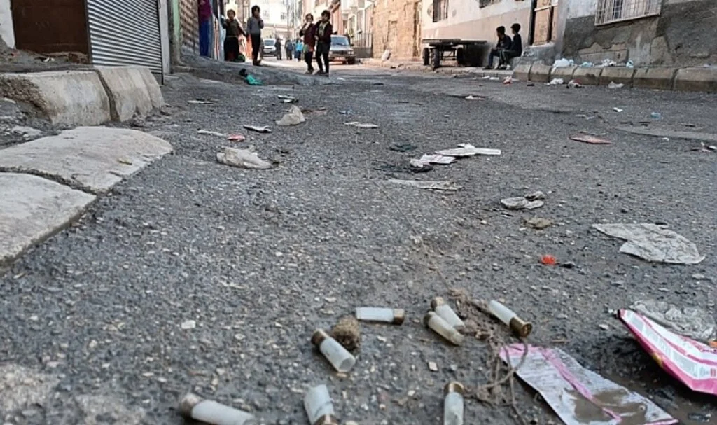 Gaziantep’te komşuların silahlı kavgasında 3 çocuk yaralandı