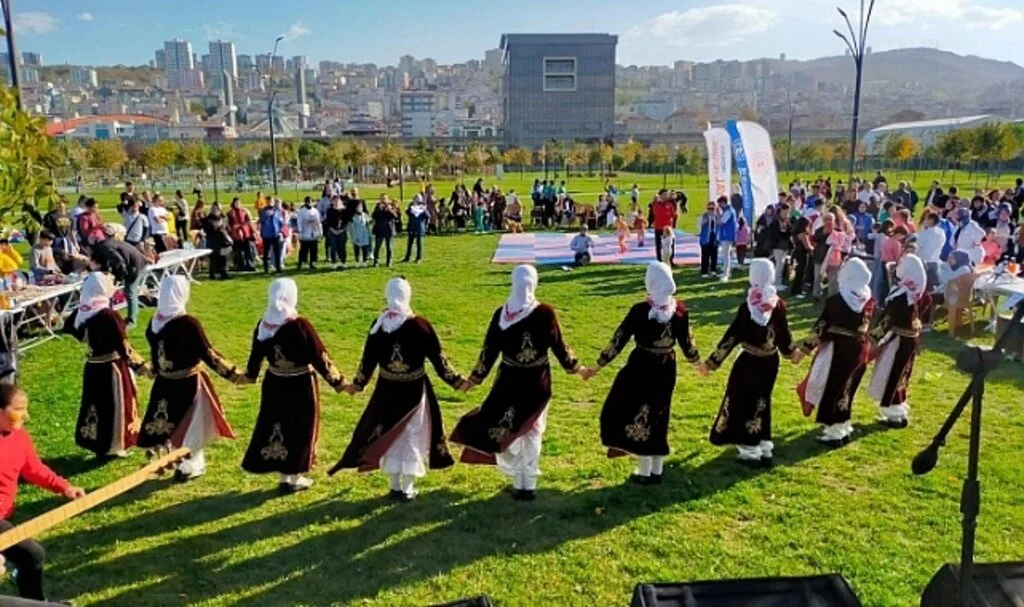 Gençlerden Anlamlı Etkinlik 