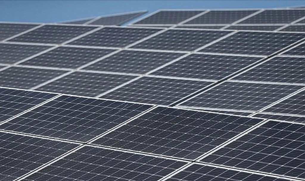 Güneş enerjisi 7 Asya ülkesinde 34 milyar dolarlık maliyeti önledi