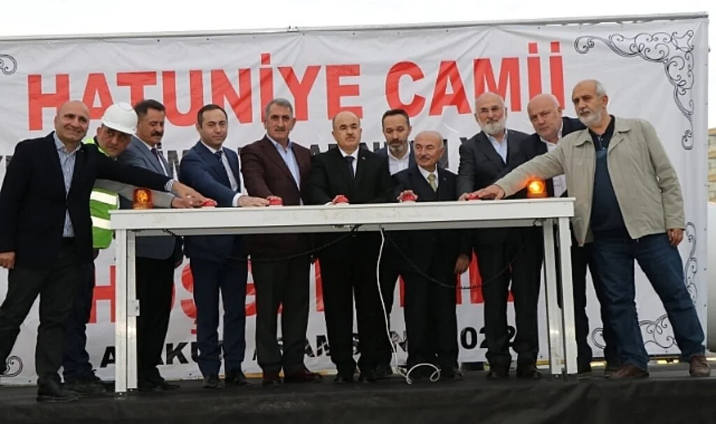 Hatuniye Camii'nin temeli dualarla atıldı