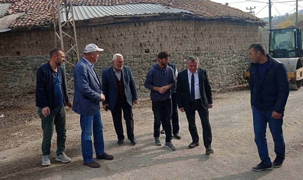 Havza Belediyesi Başkanı Özdemir’den yol incelemesi