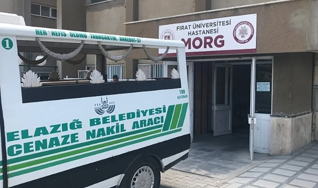 Hemşire kızlarının yolunu bekleyen aile, ölüm haberini aldı
