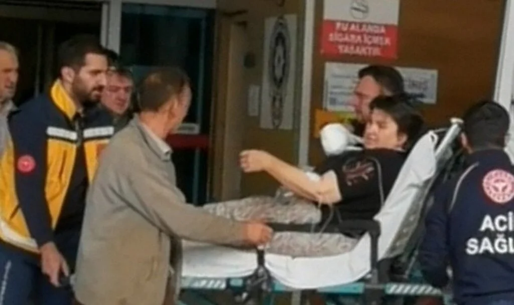 Hızarın üzerine düşen kadının kolu koptu