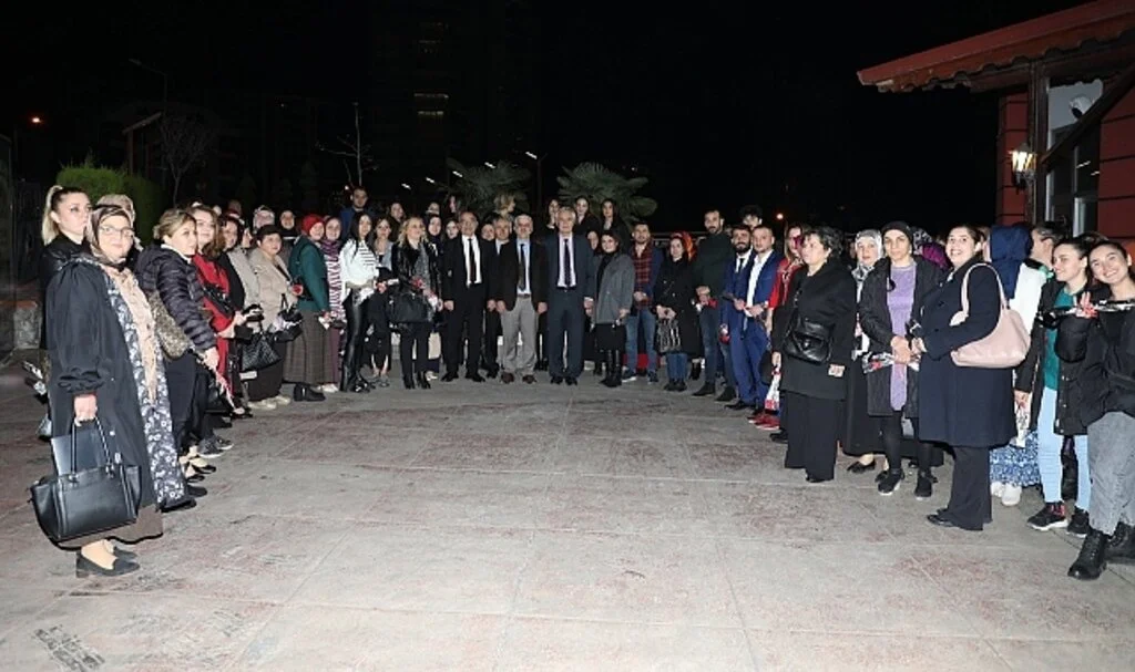 İlkadım'da Öğretmenler Kutlama Yemeğinde Buluştu 