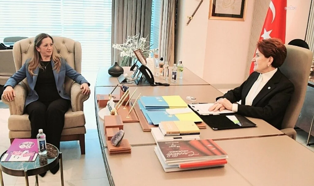 İYİ Parti Genel Başkanı Akşener DİSK Başkanı Çerkezoğlu'nu Ağırladı 