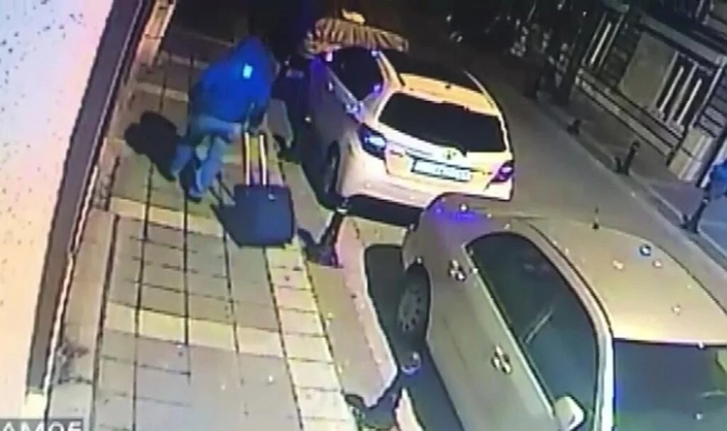 Kadıköy’de pencereden eve giren hırsız 10 bin dolar ile 500 bin TL’lik ziynet eşyası çaldı