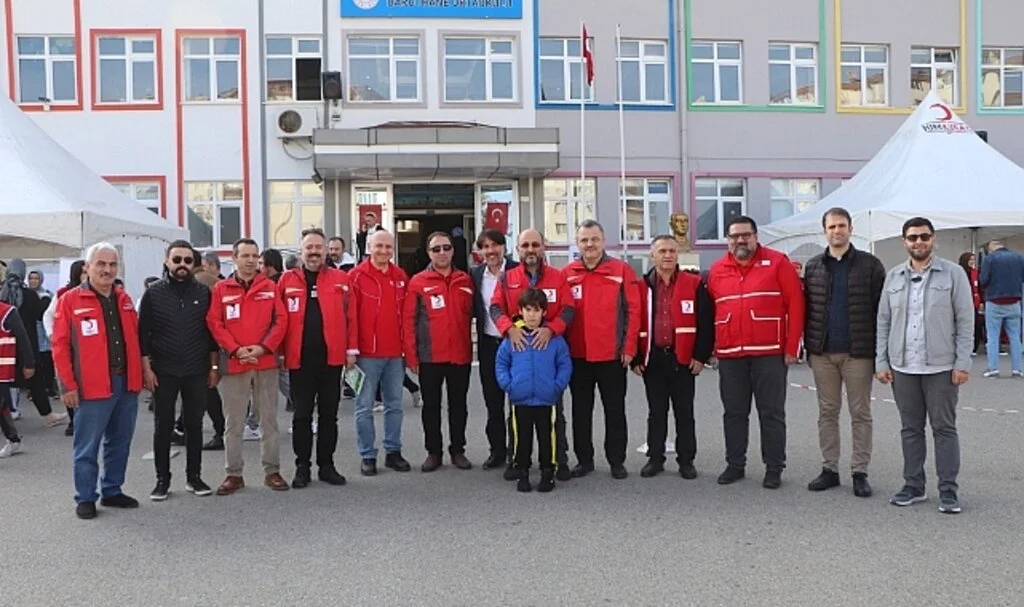Kan bağışında Türkiye rekorları bulunan okuldan yeni bağış kampanyası