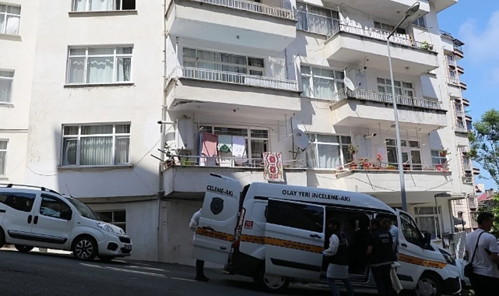 Karısını öldüren şahsa ilk duruşmada müebbet