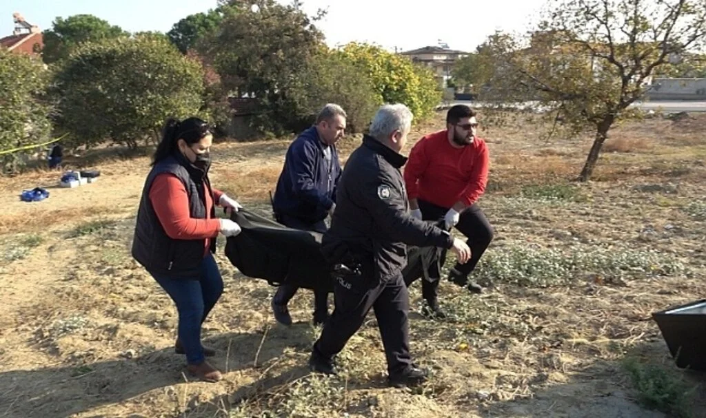 Kayıp emekli uzman çavuş boş arazide ölü olarak bulundu