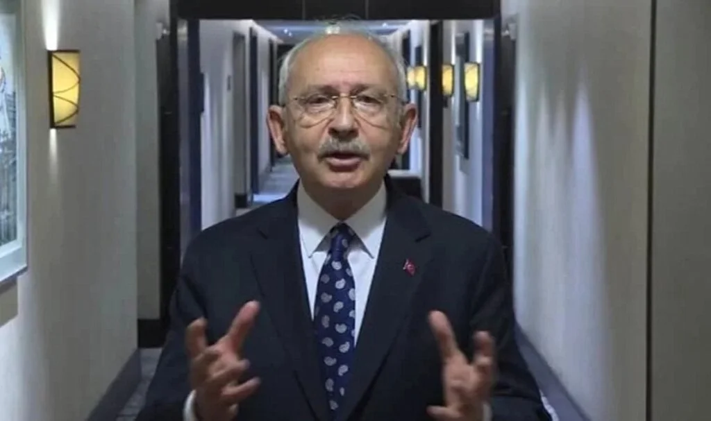 Kemal Kılıçdaroğlu: Bay Kemal Londra'da ne mi yapıyor; buyurun açıklıyorum