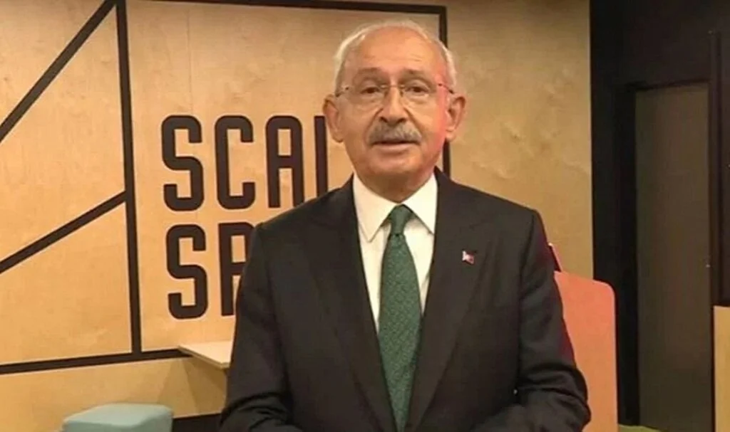 Kemal Kılıçdaroğlu, İngiltere'den gençlere seslendi: "Bay Kemal parayı bulup size getirecek"