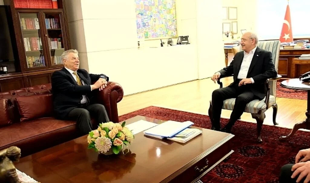 Kılıçdaroğlu Tekgıda-İş Sendikası Genel Başkanı Mustafa Türkel ile Görüştü
