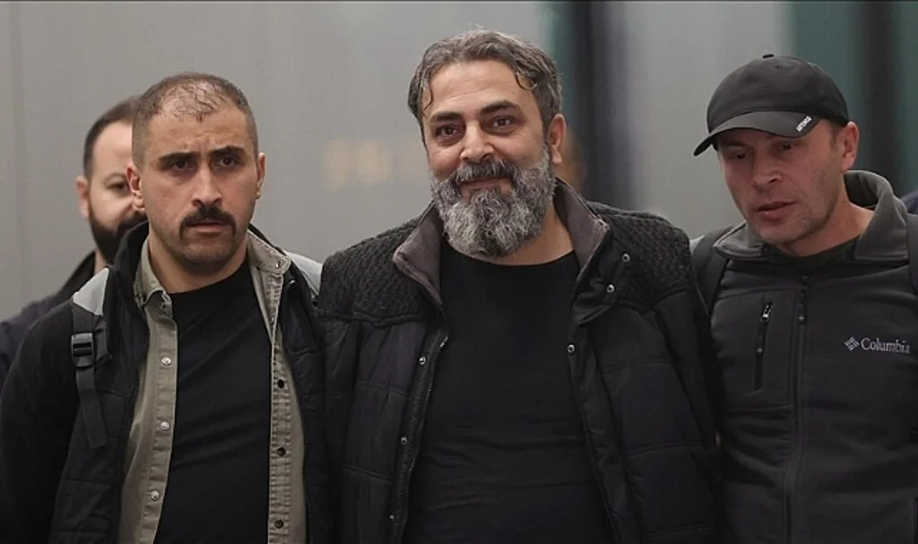 Kırmızı Bültenle Aranırken Arnavutluk'ta Yakalanan Salih Akkurt Tutuklandı