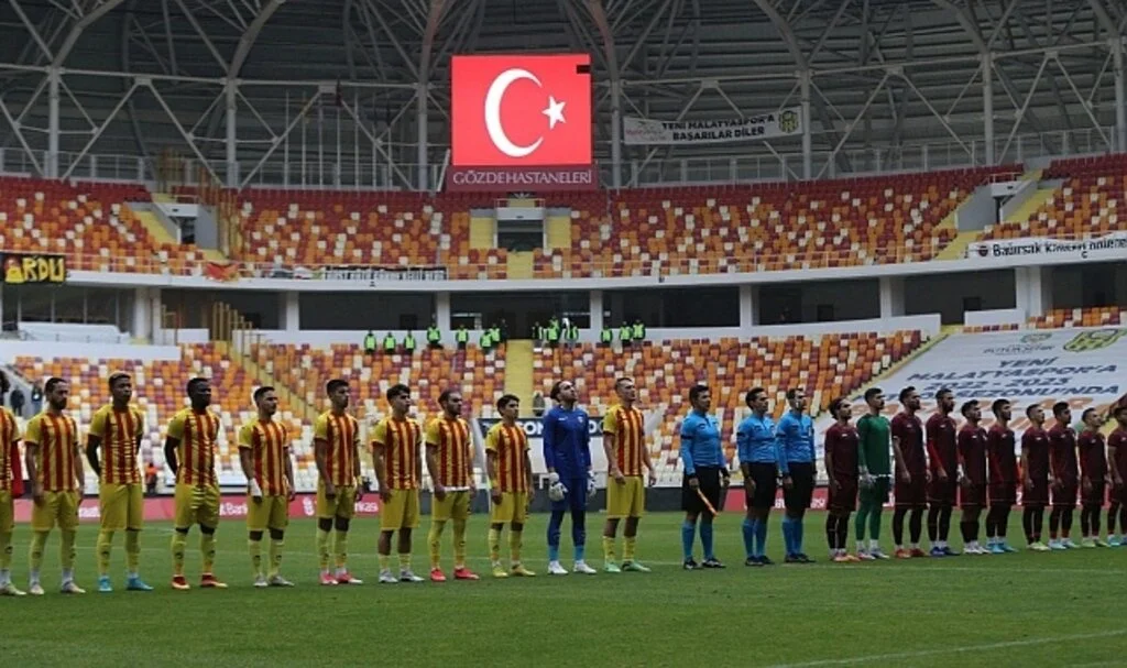 Kupada Uşakspor sürprizi