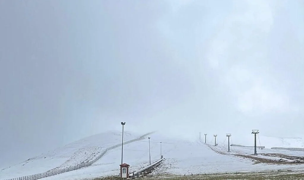 Ladik'te Yılın İlk Karı Düştü 