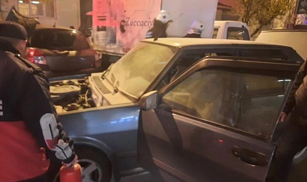LPG'li otomobil bir anda alev aldı