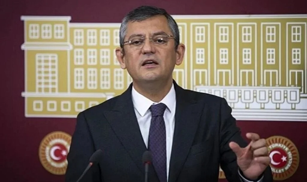 Meclis Gündemine Taşıdı... CHP'li Özel'den Çavuşoğlu'na 'Trump Otel' Soruları