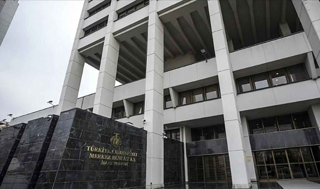 Merkez Bankası politika faizini yüzde 10,50'den 9'a indirdi