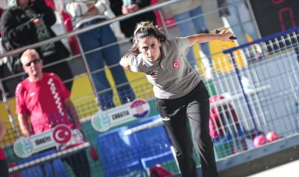 Milli bocceci Eda Sayak dünya şampiyonu oldu