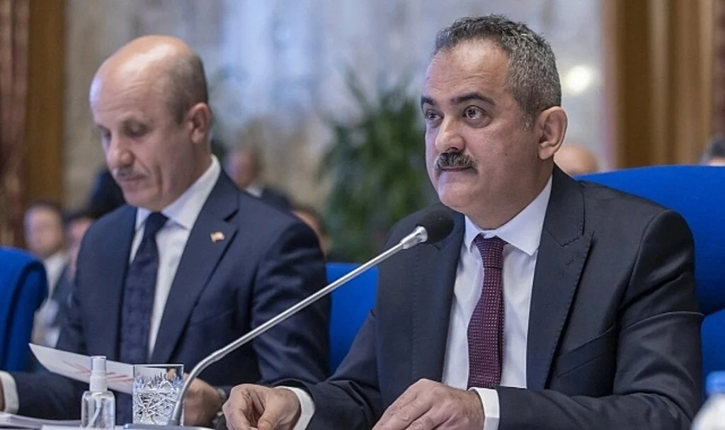 Milli Eğitim Bakanı duyurdu: Öğrencilere 'takip' sistemi geliyor