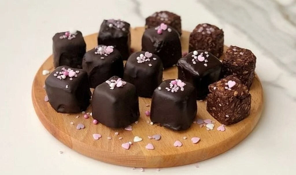 Muzlu yulaflı çikolata küpleri