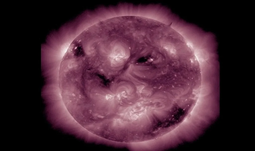 NASA'dan yeni Güneş fotoğrafı: Bu kez yüzü asık!