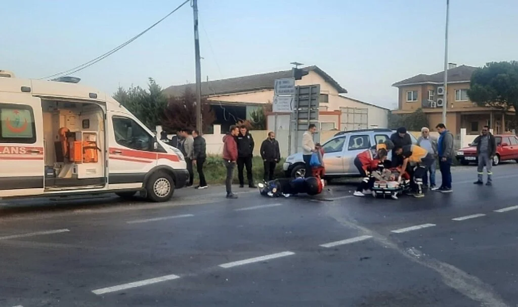 Otomobil ile elektrikli bisiklet çarpıştı: 1 yaralı
