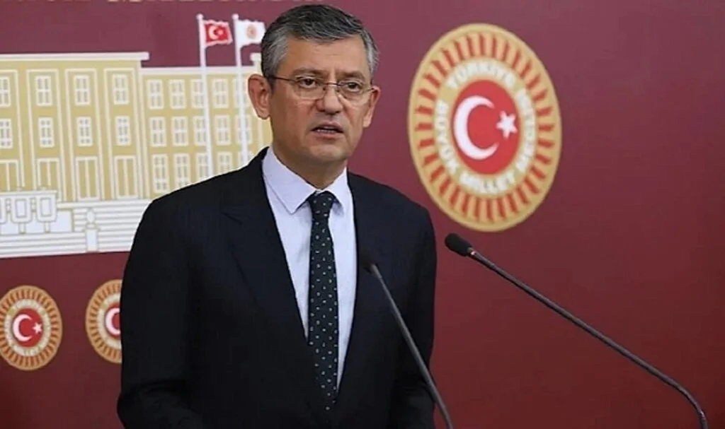 Özgür Özel’den Soylu’nun ziyareti için sert eleştiri: Bu ‘u’ dönüşü değil, omurgasızlık
