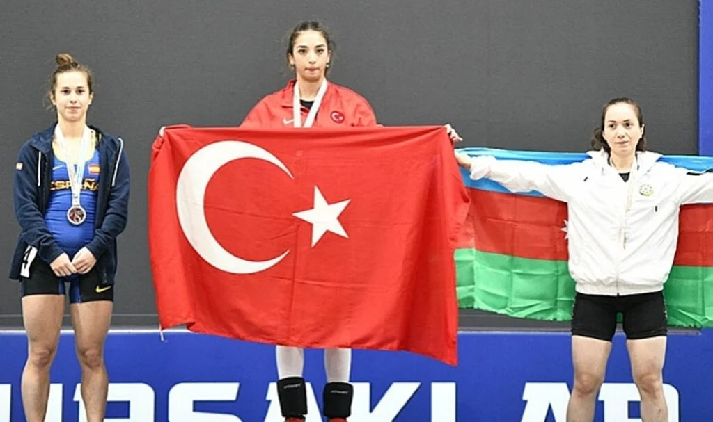 Pelinsu Bayav Samsun'un Gururu Oldu 