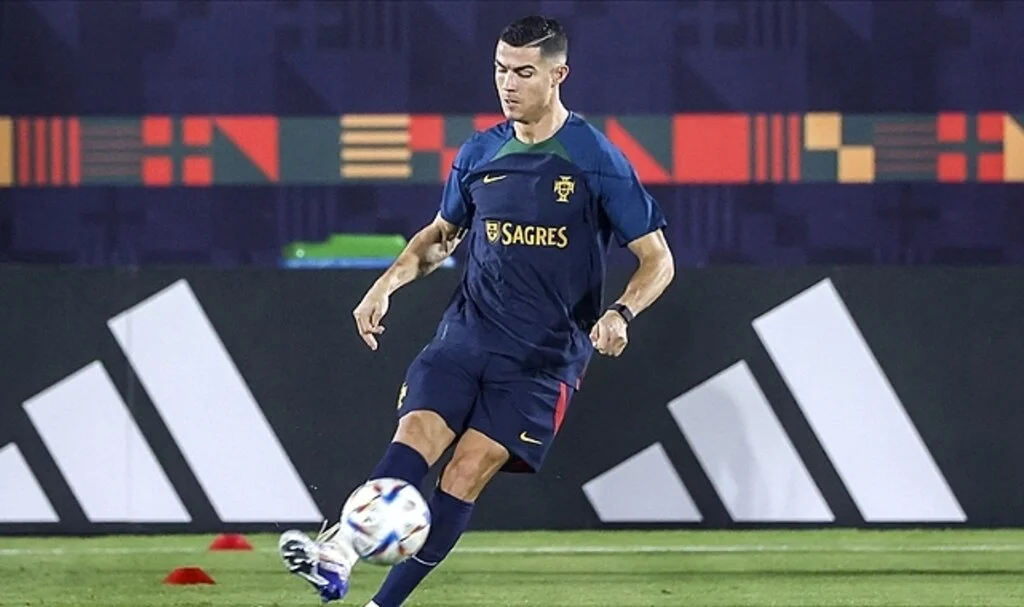 Ronaldo Gazetecilerden Takım Arkadaşlarına Kendisini Sormamalarını İstedi