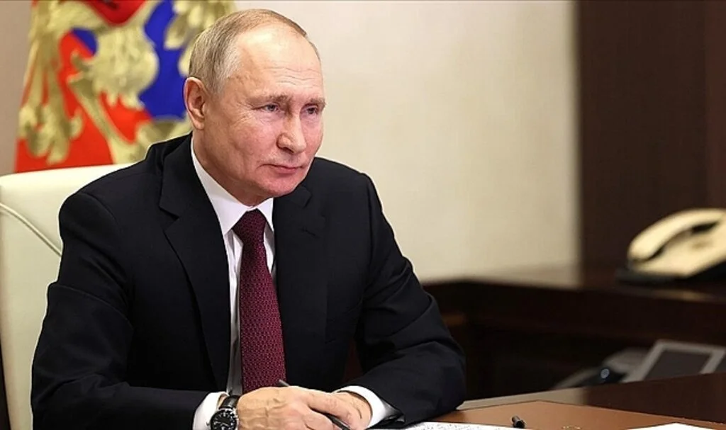 Rusya Devlet Başkanı Putin: Uluslararası Ödemeler Sistemi Dar Bir Kulübün Kontrolünde