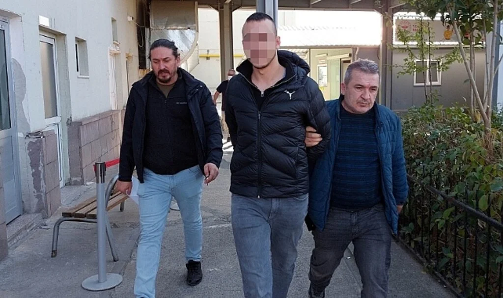Samsun'a 2 Kişiyi Silahla Yaralayan Genç Yakalandı