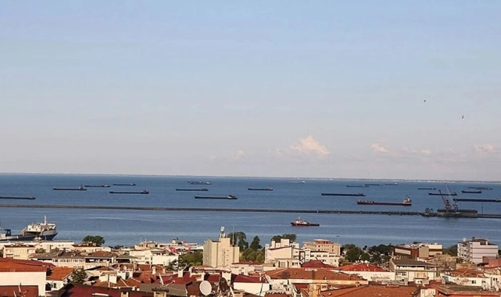 Samsun açıklarında gemide patlama: 1 yaralı, 1 kayıp