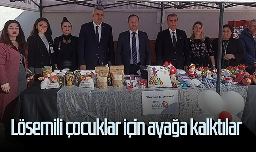 Atakum Fatih Sultan Mehmet Ortaokulu Lösemili çocuklar için ayağa kalktı