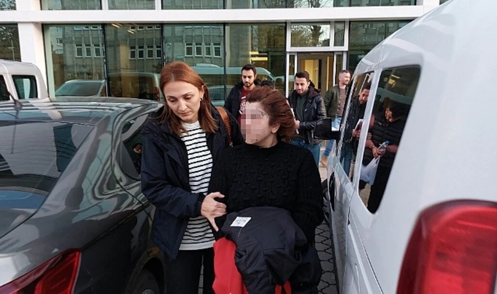 Samsun'da 1'i Kadın 2 Kişi Uyuşturucu Ticaretinden Tutuklandı