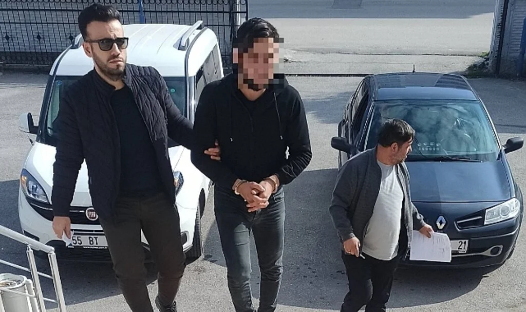 Samsun'da bıçakla yaralama olayına 4 gözaltı