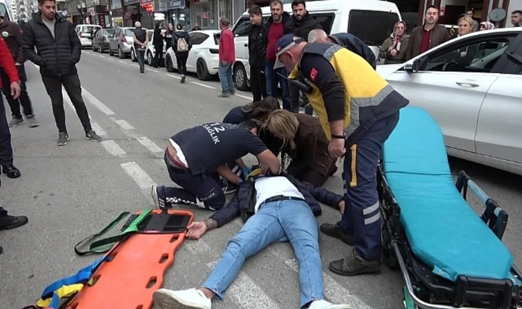 Samsun'da Motosiklet Kazasında Sürücü Metrelerce Sürüklendi