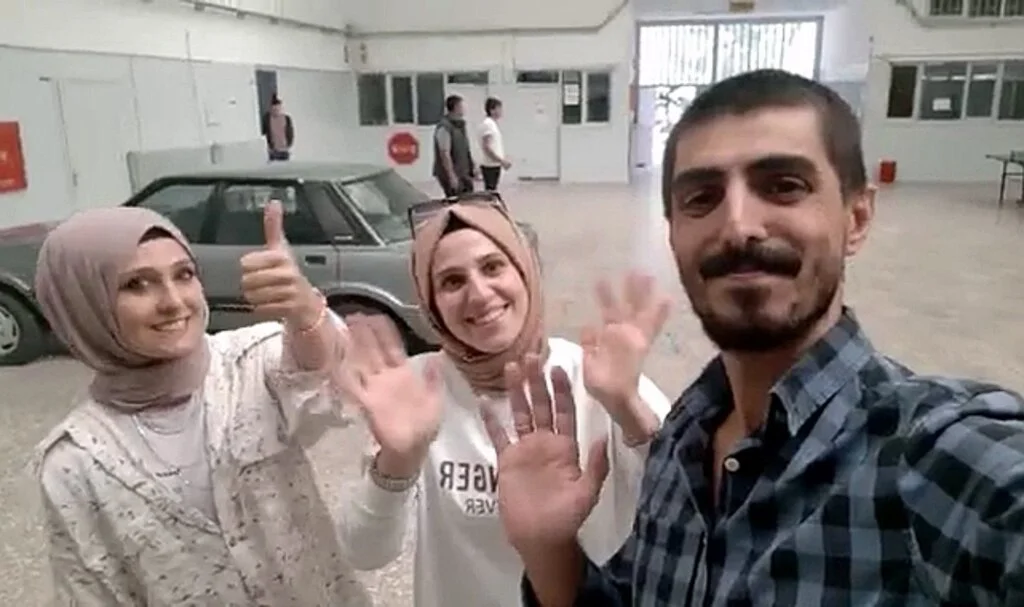 Samsun'da Öğretmen ve Öğrencilerden “Muallim” Klibi