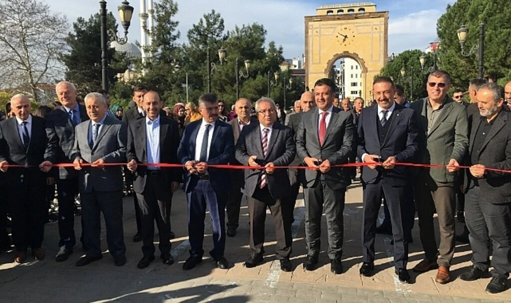 Samsun'da Öğretmenlerden Resim Sergisi