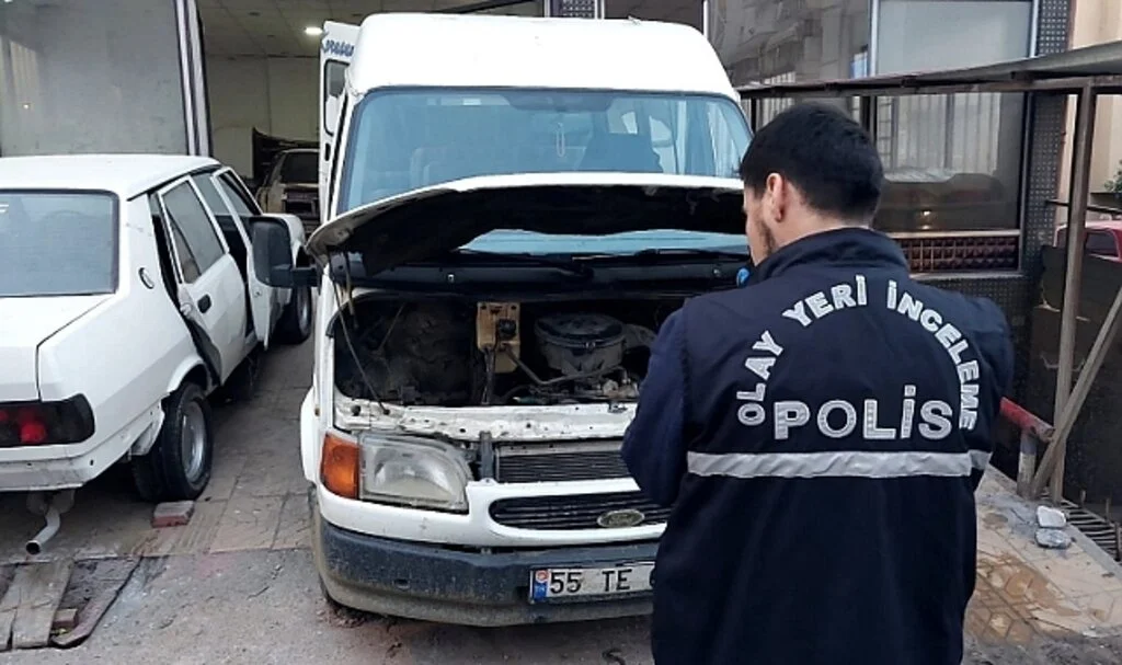 Samsun'da Park halindeki aracın aküsü çalındı