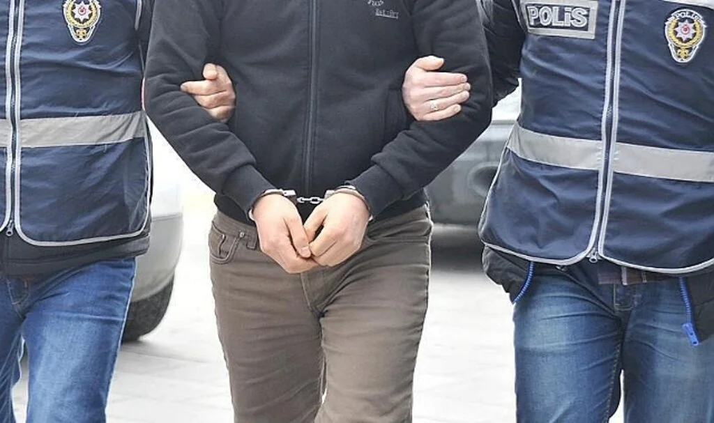 Samsun'da Uyuşturucu Ticaretinden 2 Kişiye Toplam 26 Yıl 11 Ay Hapis
