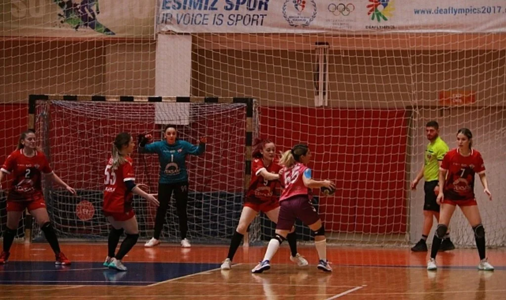 Samsun Hentbol İç Saha Fobisini Yendi 