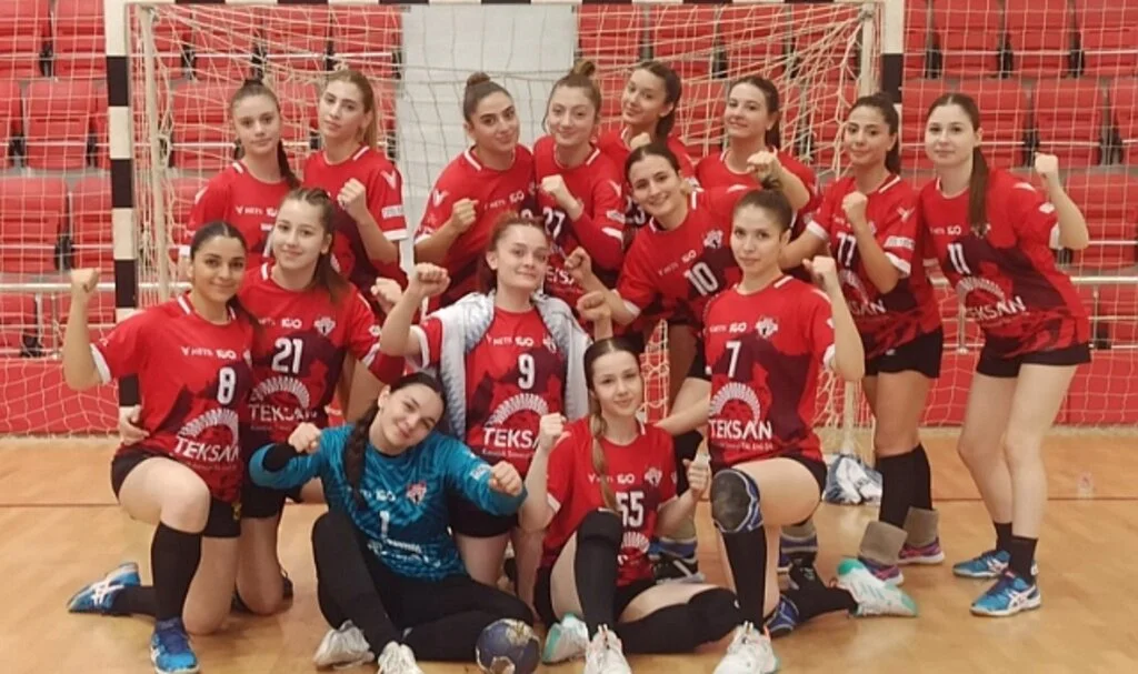 Samsun Hentbol Kulübü Oğuzeli Halk Eğitim Merkezi SK'yı mağlup etti